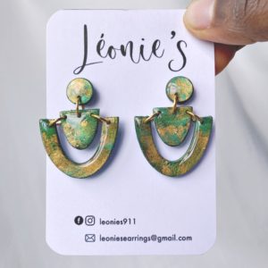 Boucles nébuleuses vertes
