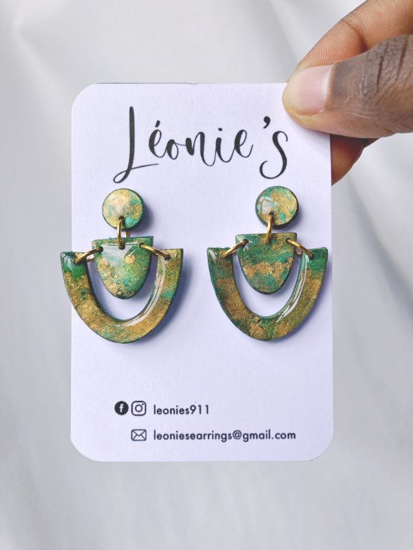 Boucles nébuleuses vertes