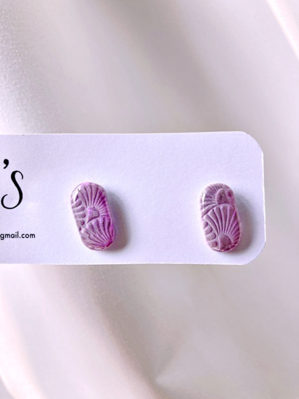 Boucles puces mauves